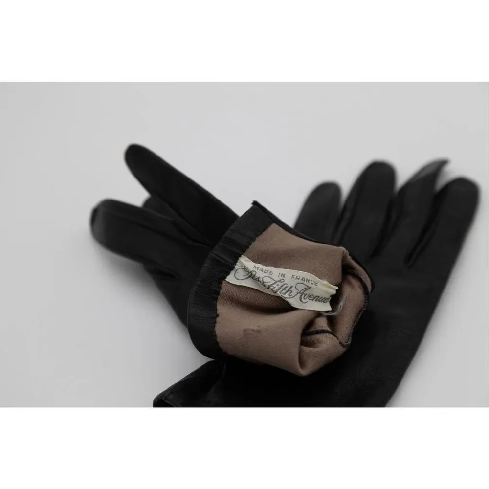 Saks Fifth Avenue elegant vintage